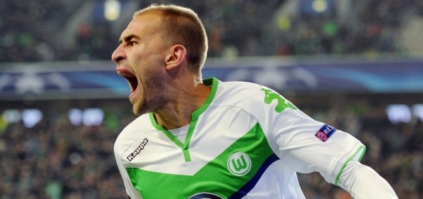 Foto: ‘Dost staat voor vertrek bij Wolfsburg, Portugese topclub toont interesse’