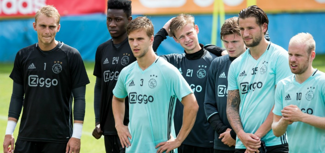 Foto: Ajax-basisspeler hint naar transfer: “Benieuwd hoe het bij andere clubs is”