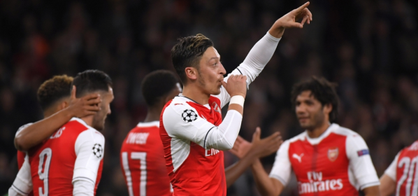 Foto: ‘Mesut Özil heeft spijt van Arsenal en kan voor schokkende transfer zorgen’
