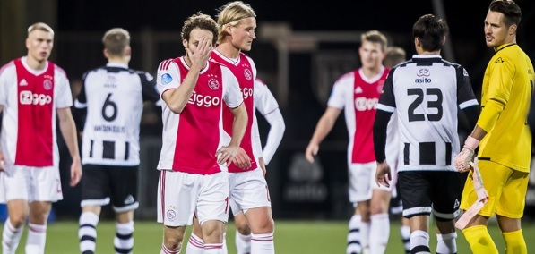 Foto: Ajax faalt: ‘Tadic, Blind en Ziyech geen leiders, Onana blundert als Lamprou’