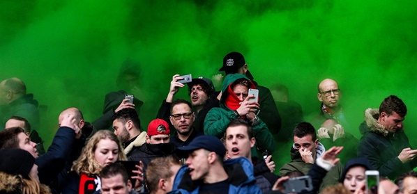 Foto: Honderden Feyenoord-fans geven spelers laatste zetje richting Ajax-uit (?)