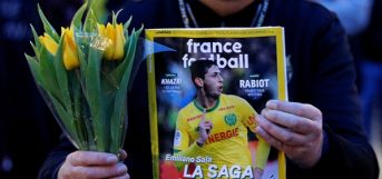 Nantes eert Sala door te spelen in ‘Argentijnse shirts’