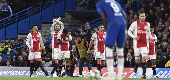 Foto: Trotse Ziyech geniet van Ajax-momenten: ‘Dat vergeet ik nooit meer’