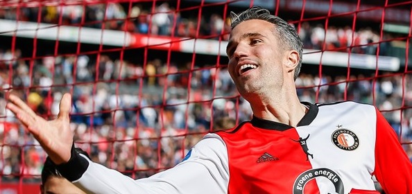 Foto: Van Persie zwaait Feyenoorder uit: “Wat een topper ben je”
