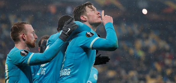 Foto: Weghorst stopt doelpuntendroogte en haalt uit met hattrick