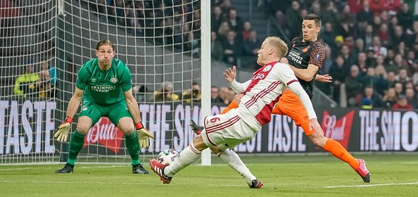 Foto: Van de Beek trots: “Het is een fantastische voetballer”