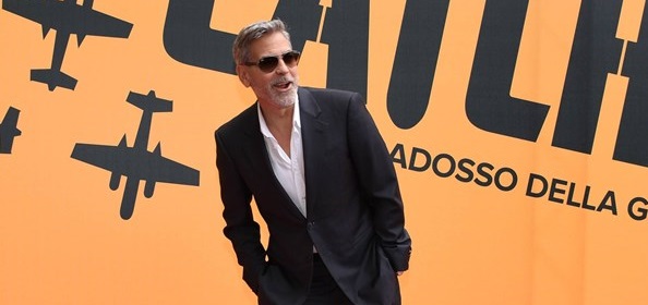 Foto: ‘Groep rond Clooney gaat bekende voetbalclub kopen’