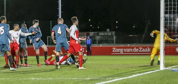 Foto: Jong FC Utrecht boekt oefenzege op bezoek bij Ajax-beloftes