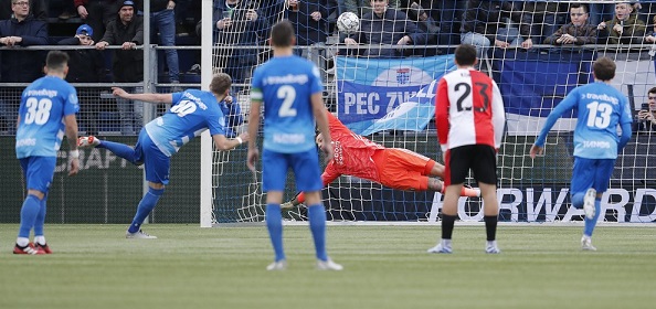 Foto: Bozenik schiet Feyenoord naar zwaarbevochten zege op PEC
