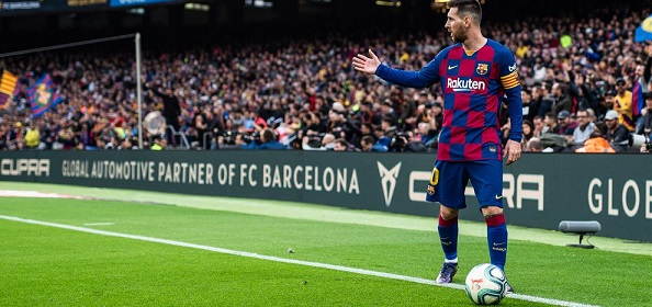 Foto: Messi gaat uitdaging aan en toont kunstjes met wc-rol (?)