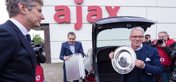 Foto: ‘Ajax ondanks negatief advies solidair met KNVB’