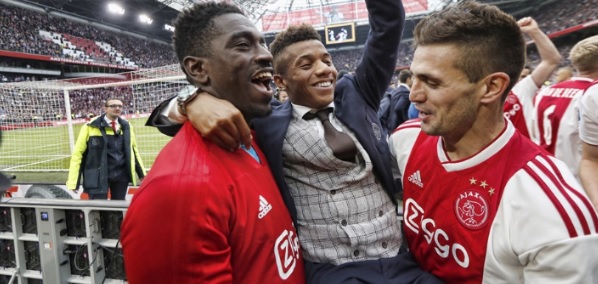 Foto: ‘Ajax strijdt met PSG en Man City om ‘Agüero-achtige’ spits’