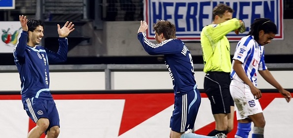 Foto: Ajax deelt fraaie beelden van ‘keepers’ Huntelaar en Suárez (?)