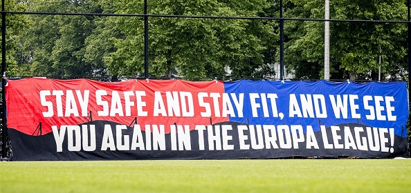 Foto: FC Utrecht hekelt eigen fans: “Ook nog eens op 4 mei”