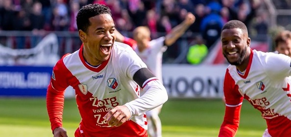 Foto: Kraay jr. oppert oud-Ajacied als ‘ideale stand-in’ voor Feyenoord