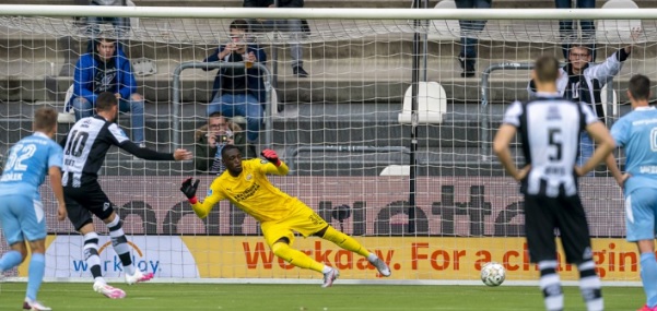 Foto: PSV-fans ontploffen van woede: “F*ck off!”