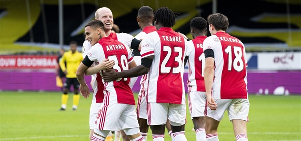 Foto: Ajax-duo pakt belangrijke rol: “Je merkt ook de concurrentiestrijd”