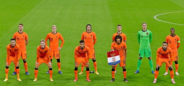 Foto: Derksen wijst aan: ‘Hij is niet goed genoeg voor Oranje’