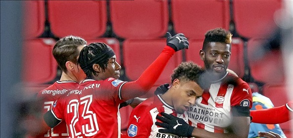 Foto: ‘Maar één reservespeler maakt kans op PSV-basisplaats’