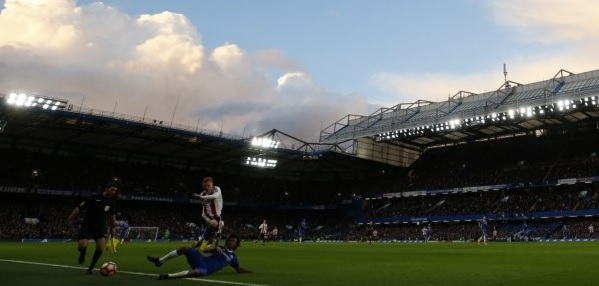 Foto: Beperkt aantal fans Londense clubs welkom, stadions Manchester blijven dicht