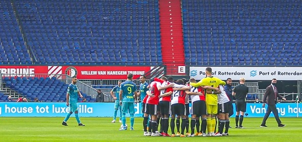 Foto: Waanzinnige spandoekenactie in Kuip richting Feyenoord-PEC (?)