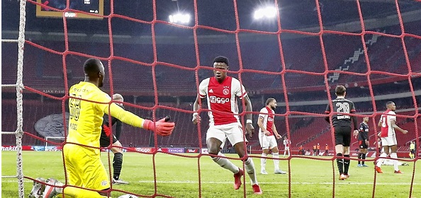Foto: Rapport: PSV-aanvallers tonen klasse, achilleshiel Ajax blootgelegd