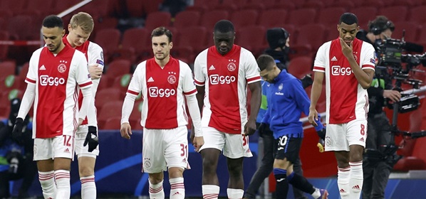 Foto: ‘Ajax zit in nachtmerrie die maar niet ophoudt’