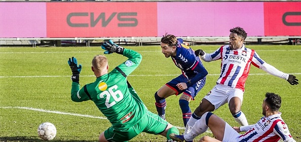 Foto: Willem II duwt Emmen richting ‘KKD’ bij debuut Petrovic