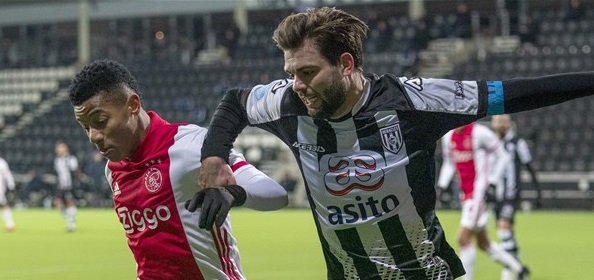Foto: Pröpper betwist Ajax-goal: “Overtreding én buitenspel”