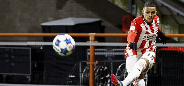 Foto: Ihattaren ontvangt keihard signaal na Ajax