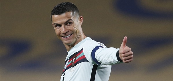 Foto: Ronaldo slaat in extremis hard toe: Portugal start met zege