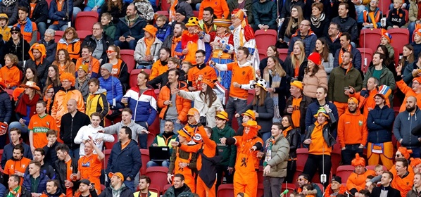 Foto: Oranje-fans komen in opstand: ‘Rot op’