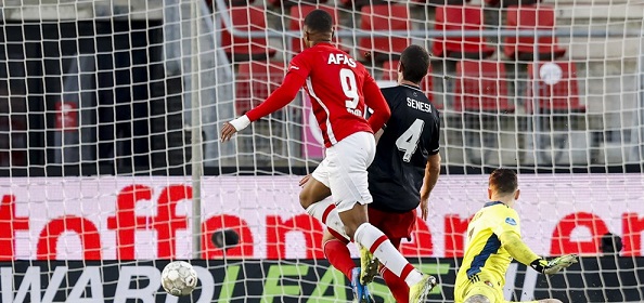 Foto: Officieel: AZ troeft Feyenoord af en doet Slot pijn