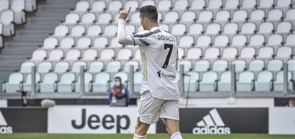 Foto: Ronaldo smijt met shirt: “Hij is een groot kampioen”
