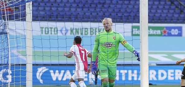 Foto: ‘Vitesse overweegt vertrokken Ajax-doelman binnen te halen’