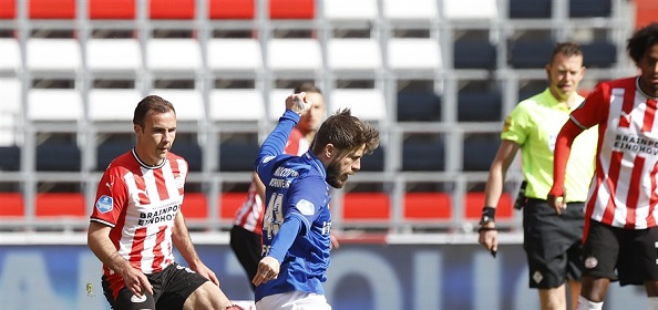 Foto: ‘PSV genaaid tijdens duel met Heerenveen’