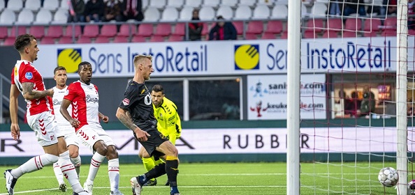Foto: FC Emmen ontsnapt na degradatie aan nieuw noodlot