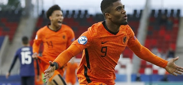 Foto: Boadu schiet Jong Oranje in laatste minuut naar halve finale