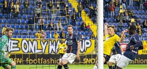 Foto: Derksen onthult: ‘Van Hooijdonk naar Serie A’