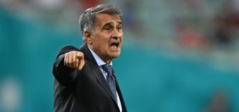 Turkije ontslaat bondscoach na afgang tegen Oranje