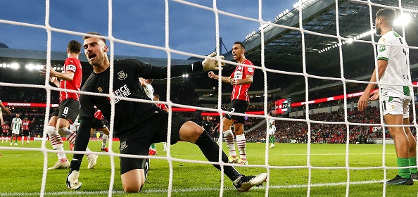Foto: PSV toont veerkracht en wint met vijfklapper