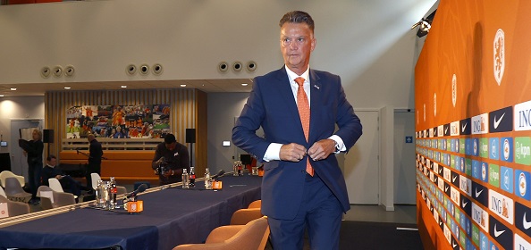 Foto: ‘Louis van Gaal veroorzaakt eerste Oranje-rel’