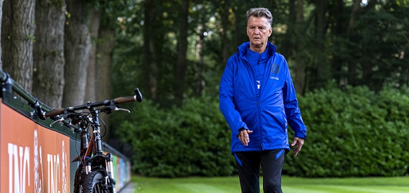 Foto: ‘Oranje-opstelling: Van Gaal deelt dreun uit’