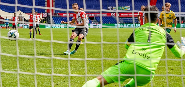 Foto: ‘Grof schandaal tijdens Feyenoord – ADO’