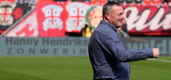 Foto: ‘Ron Jans plots onder druk bij FC Twente’