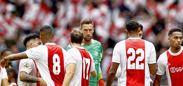 Foto: Ajax-aanhang is één man spuugzat: “Doodzonde”