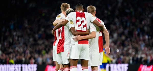 Foto: Buitenland gaat los over Ajax: ‘Bizar!’