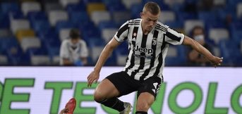Sassuolo stunt in slotfase bij Juventus, De Roon en Koopmeiners winnen