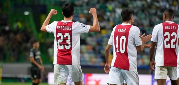 Foto: Steven Berghuis vergroot Ajax-voorsprong (?)