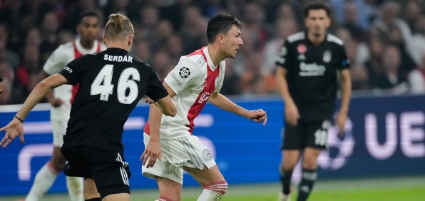 Foto: Boskamp keihard voor Ajax: ‘Niet om aan te gluren’